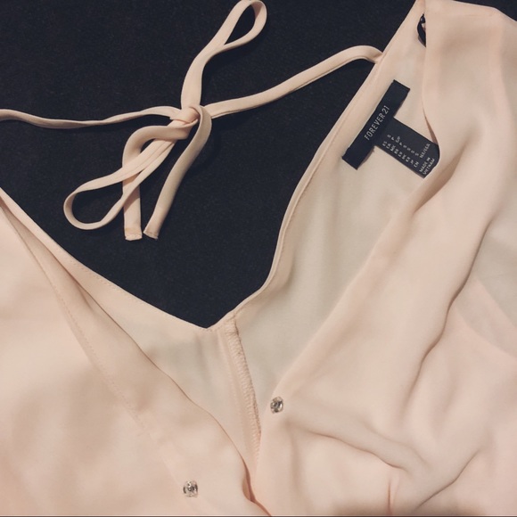 flowy pale pink romper - Picture 2 of 3